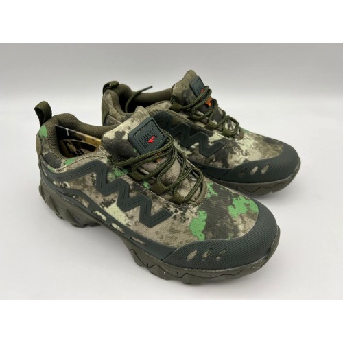 Треккинговые кроссовки «MAGNUM» летние в Ельце